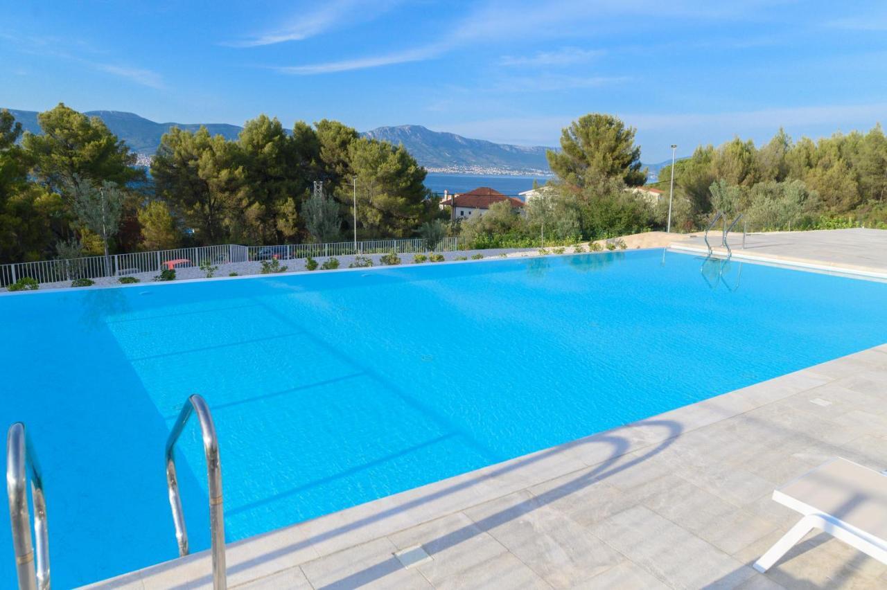 Malo More Resort Trogir Ngoại thất bức ảnh