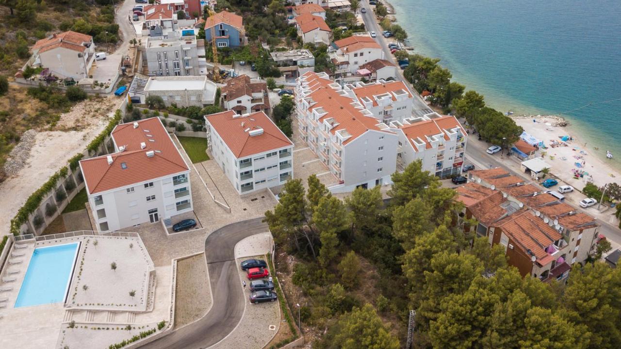 Malo More Resort Arbanija Ngoại thất bức ảnh